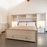 Apartment Alcantara Domus