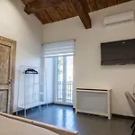 Alcantara Domus Apartment