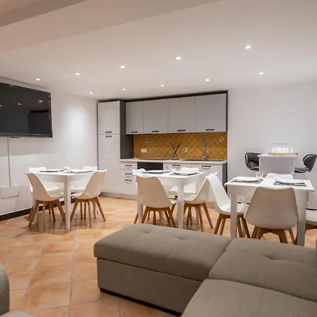 Alcantara Domus Apartment